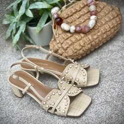 Sandalia Noa Harmon SALINA tachas beige - Imagen 2