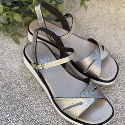 Sandalia Plumers Menorca BIO deportivas plata - Imagen 2