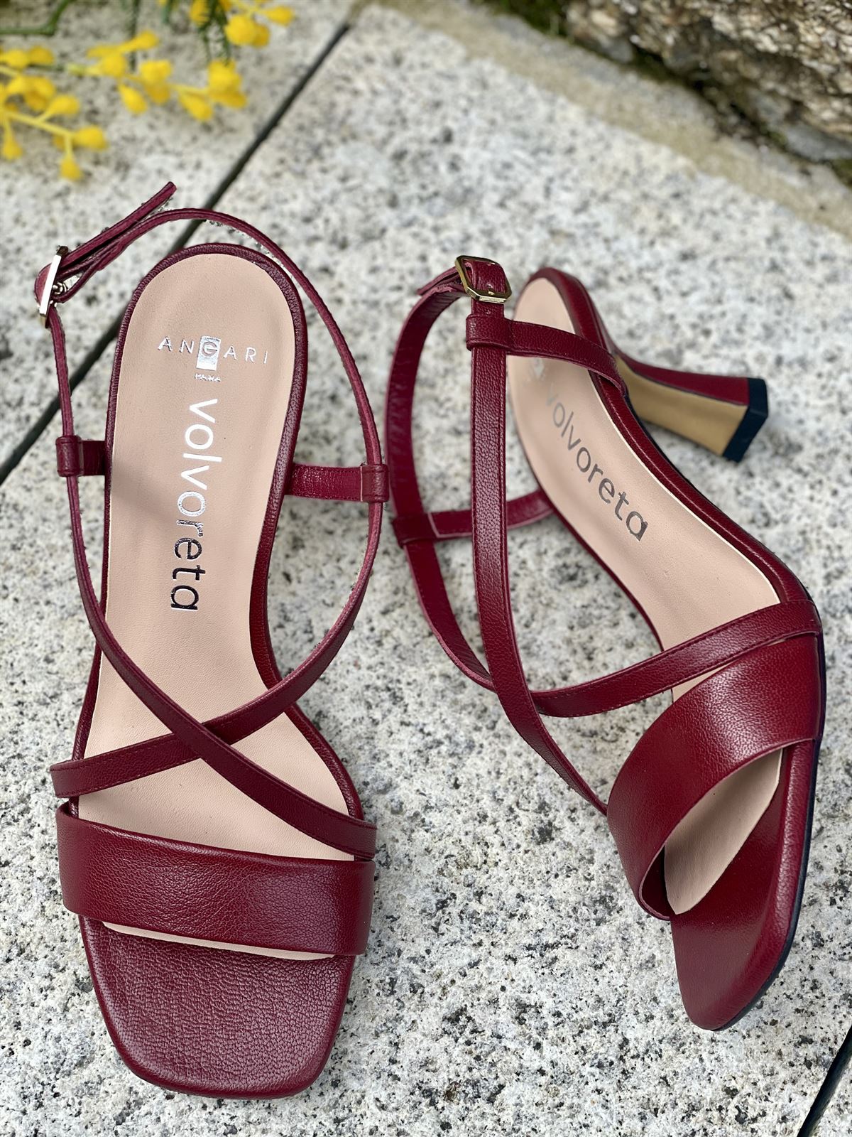 Sandalia tacón Angari 52356-07 LOLA granate - Imagen 1