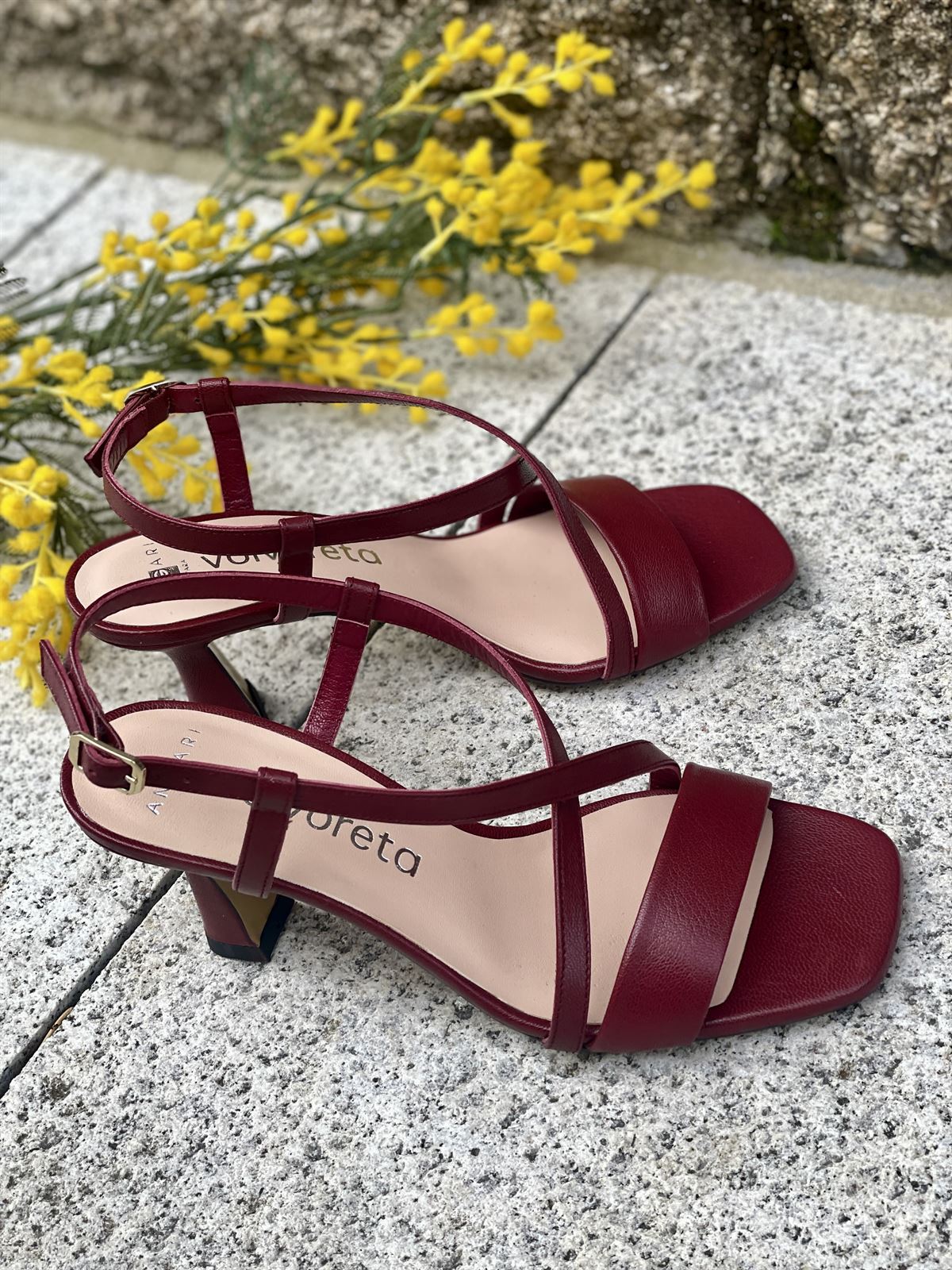 Sandalia tacón Angari 52356-07 LOLA granate - Imagen 3