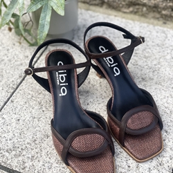 Sandalia tacón Dibia by Ezzio 56288 cacao y  marrón chocolate - Imagen 1