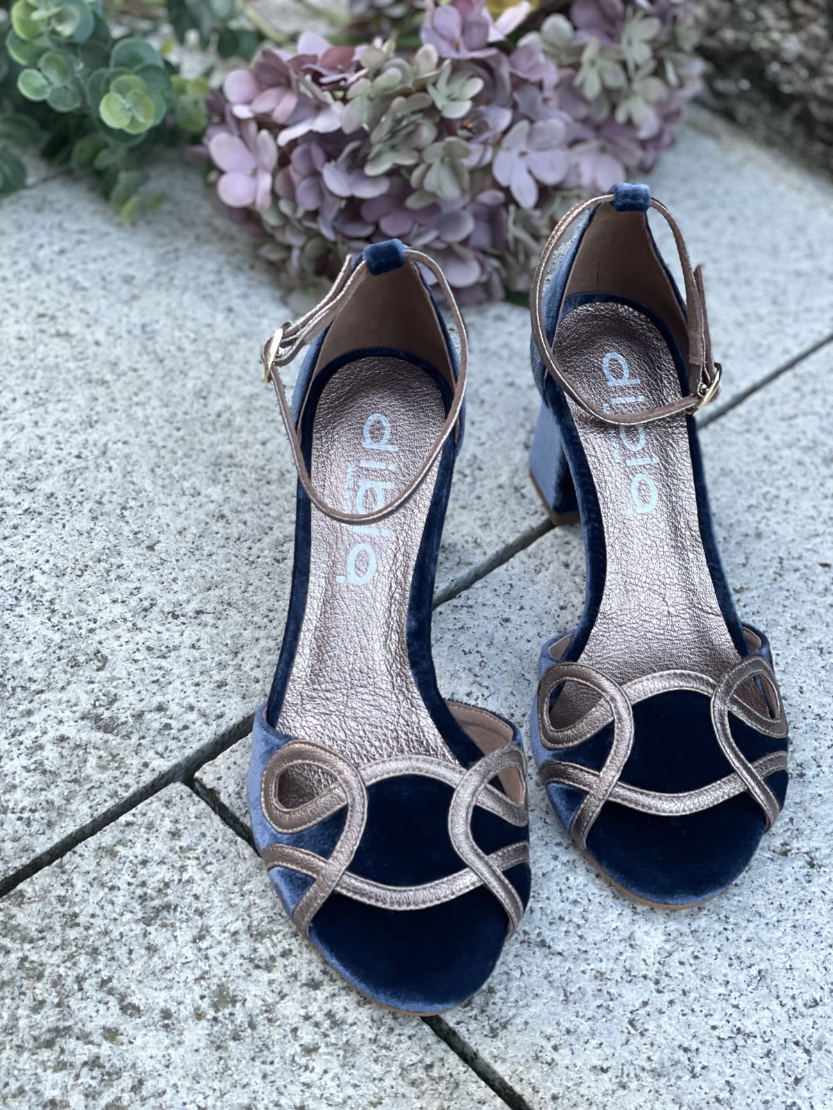 Sandalia tacón Dibia by Ezzio 56297 terciopelo azul índigo - Imagen 4