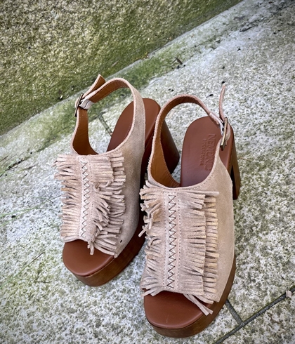 Sandalia Zueco Nemonic 2507 extra ligero vóley bambi piso Sioux beige arena - Imagen 2