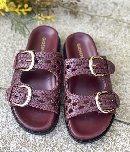 Sandalias Gioseppo BIO piel trenzada OGUNQUIT burgundy - Imagen 2