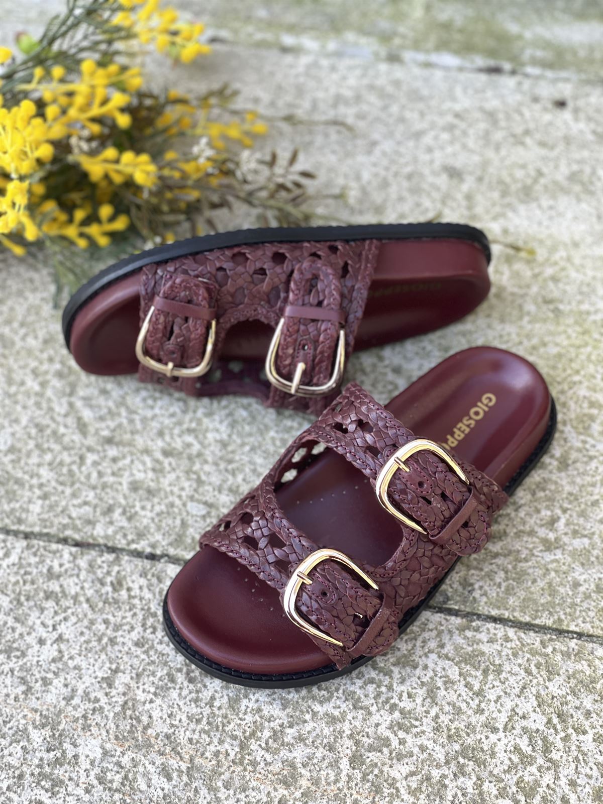 Sandalias Gioseppo BIO piel trenzada OGUNQUIT burgundy - Imagen 3