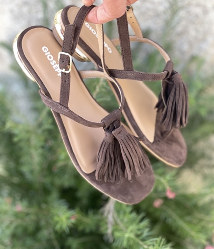 Sandalias Gioseppo PIEL FLECOS ESCANABA 78281 MARRON - Imagen 1