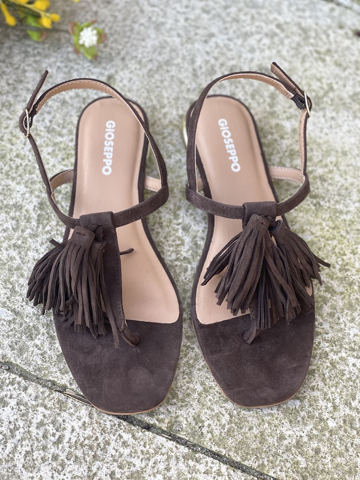 Sandalias Gioseppo PIEL FLECOS ESCANABA 78281 MARRON - Imagen 5