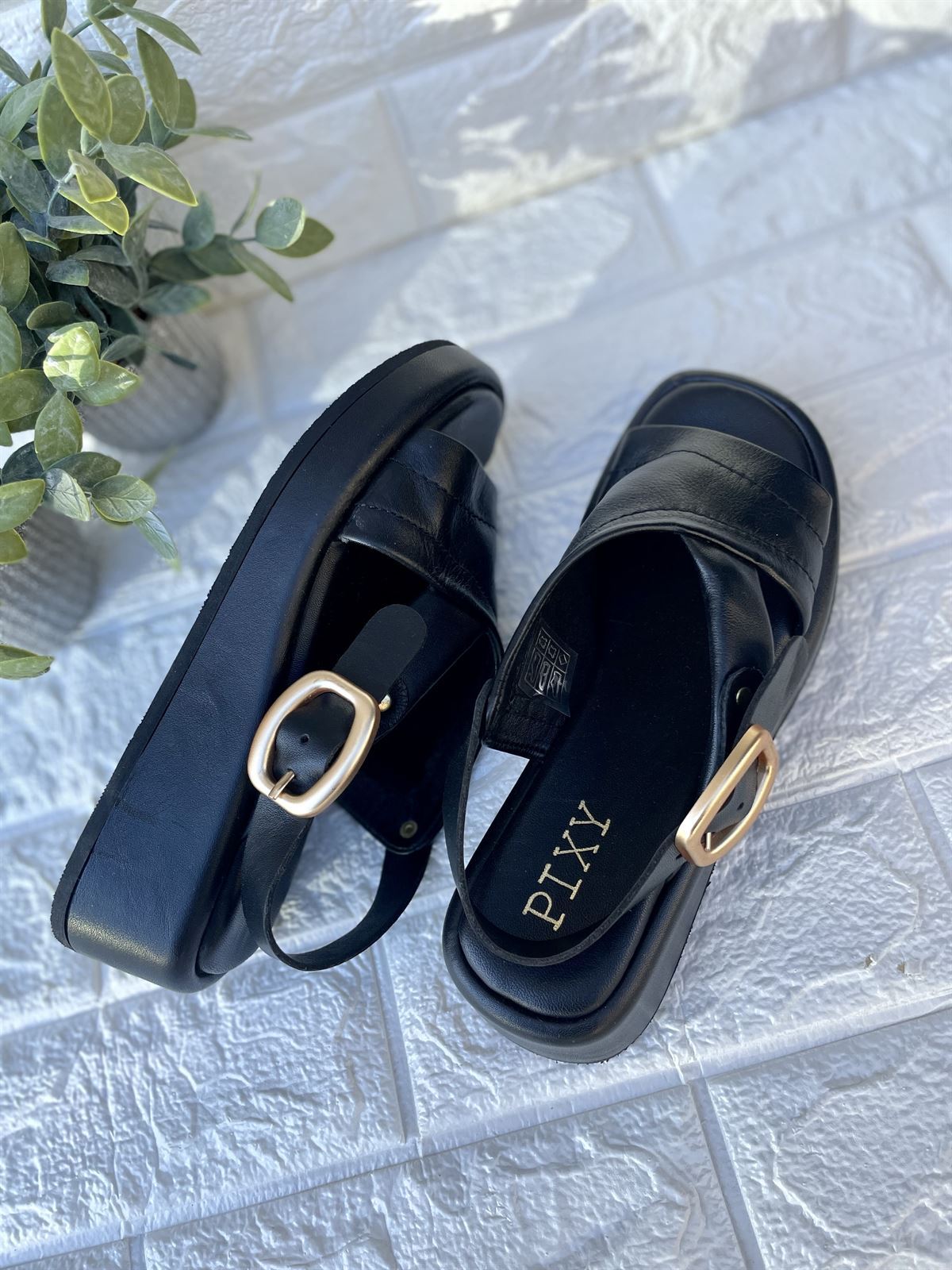 Sandalias PIXY Bio estilo retro negra - Imagen 6