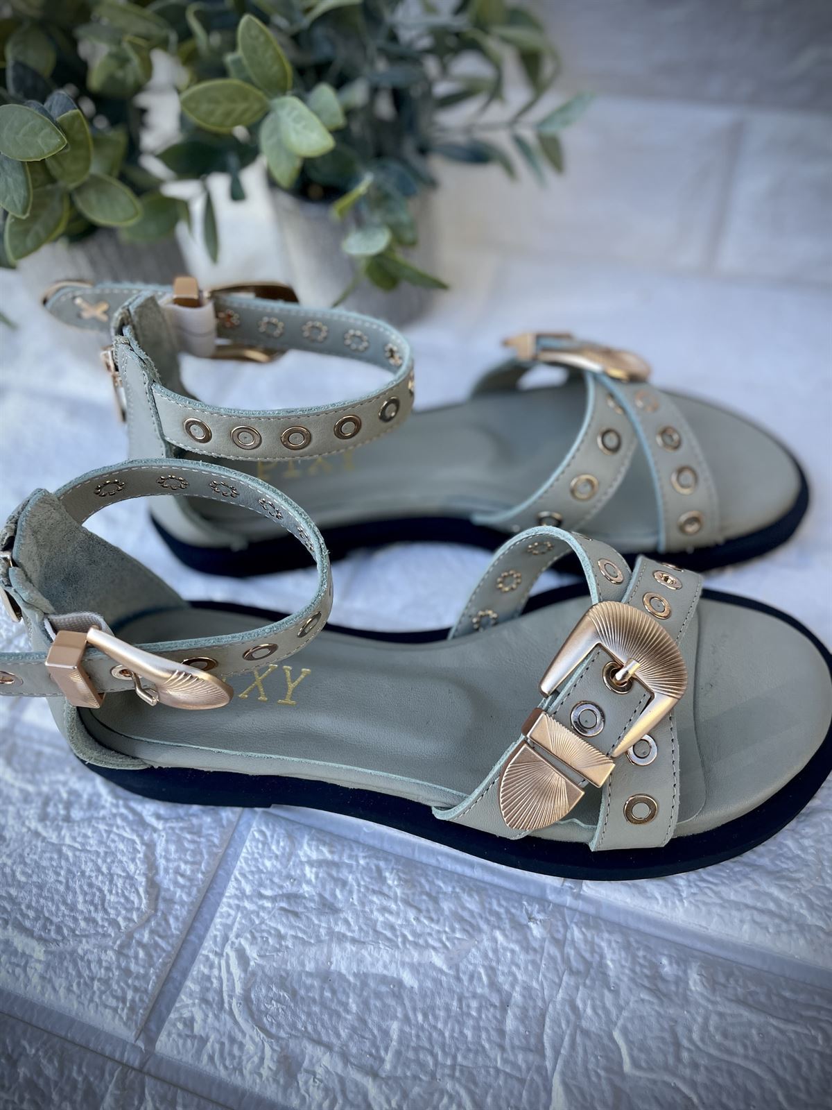 Sandalias PIXY hebillas y tachas color menta - Imagen 5