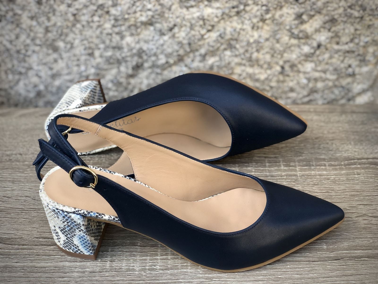 Stiletto Candelitas azul marino. - Imagen 3
