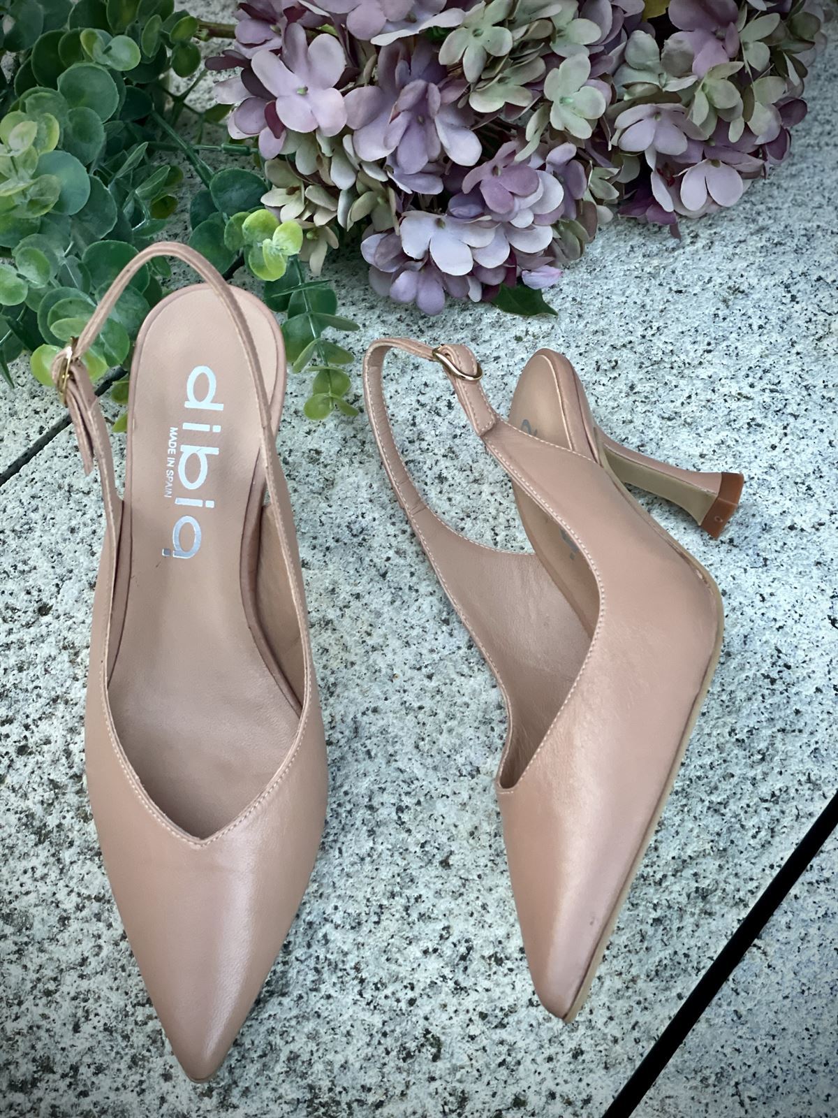 Stiletto tacón Dibia by Ezzio 56032 napa piel rosa nude - Imagen 1