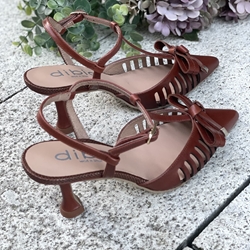 Stiletto tacón Dibia by Ezzio 56060 ante piel marrón - Imagen 1