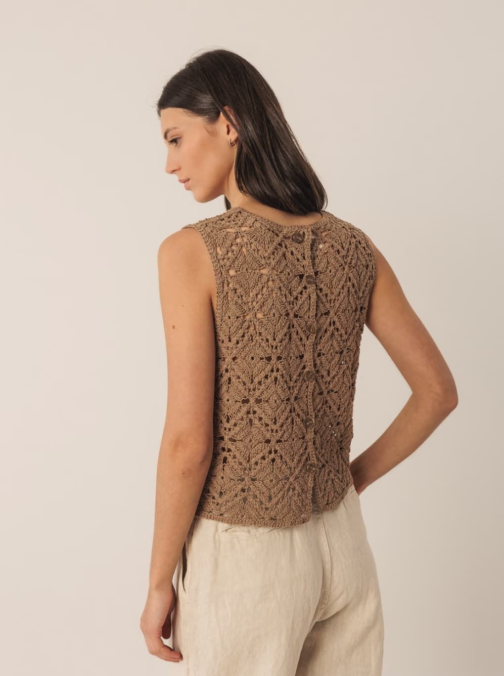 TOP Indi & Cold abotonado crochet topo - Imagen 3