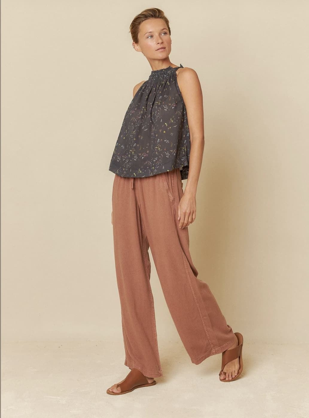 TOP Indi & Cold AD151 Halter carbón - Imagen 1