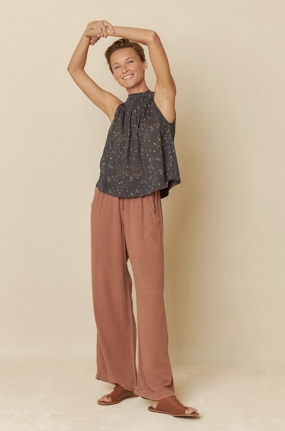 TOP Indi & Cold AD151 Halter carbón - Imagen 2