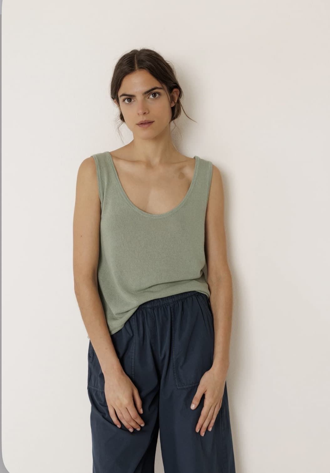 TOP Indi & Cold TOP FG535 PUNTO TINTE PRENDA verde salvia - Imagen 3