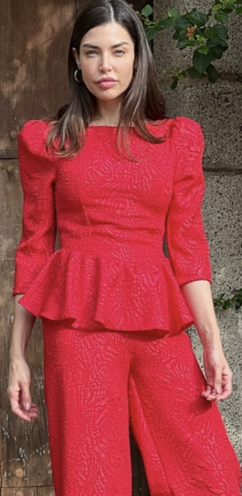 Top vestir relieve peplum rojo - Imagen 2