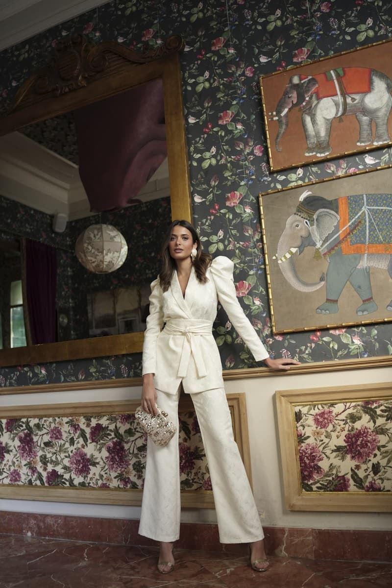 Traje Cayro de pantalón Carey color crudo - Imagen 1