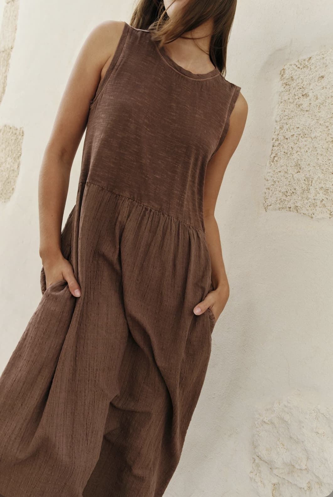 Vestido AD 370 Indi & Cold Efecto lavado chocolate - Imagen 4
