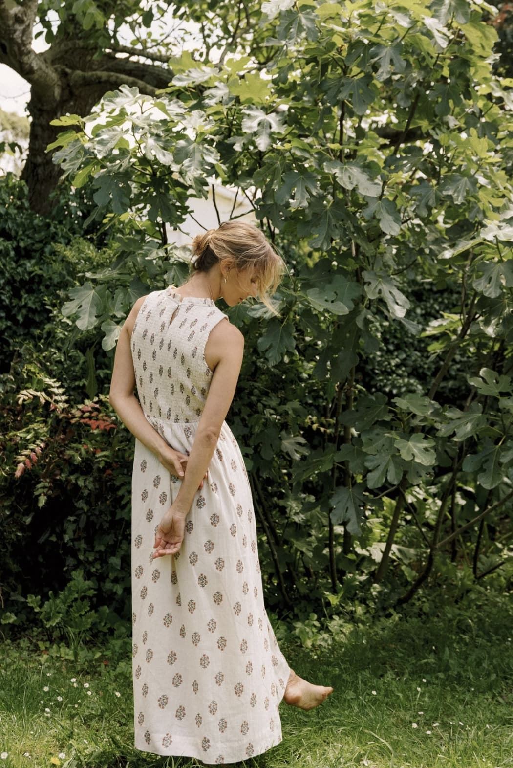 Vestido AD177 Indi & Cold talle engomado Stone - Imagen 3