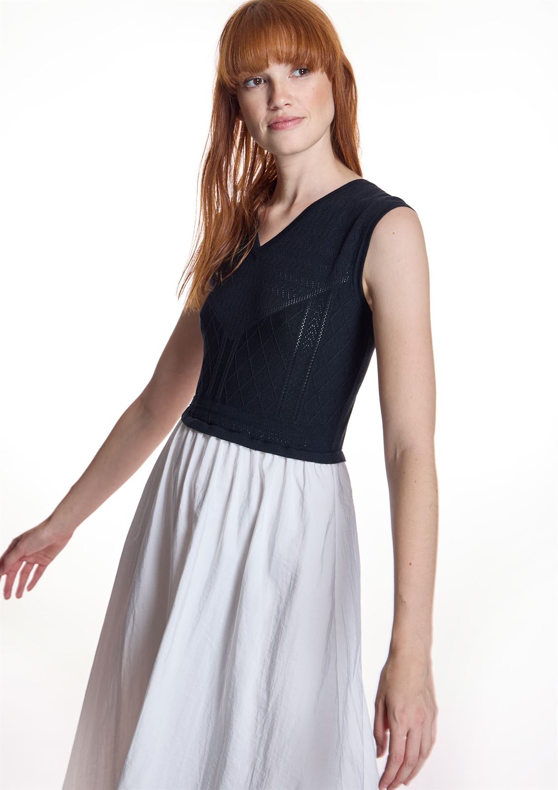 Vestido Alba Conde 1840 negro y blanco - Imagen 1