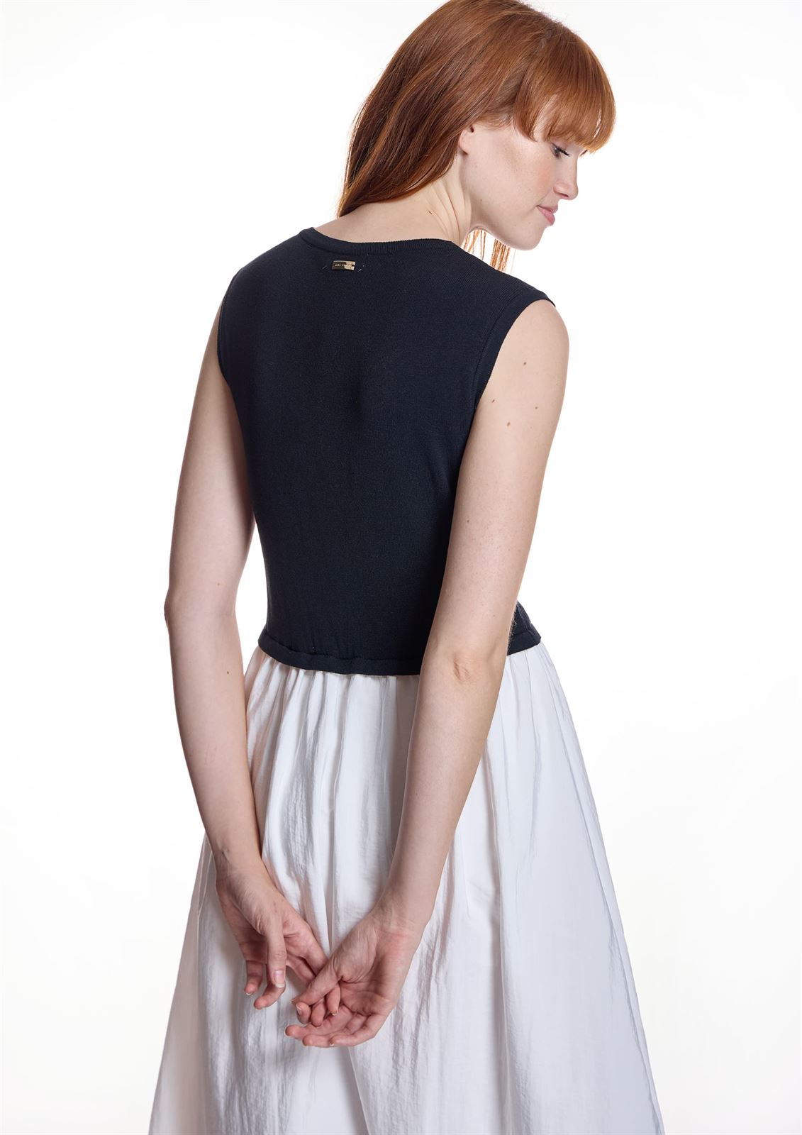 Vestido Alba Conde 1840 negro y blanco - Imagen 2