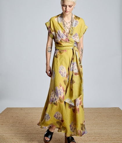 Vestido Alba Conde 2412-426-60 midi oliva estampado floral - Imagen 1