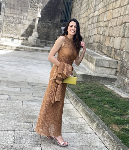 Vestido ARGGIDO 49500 punto crochet camel - Imagen 1