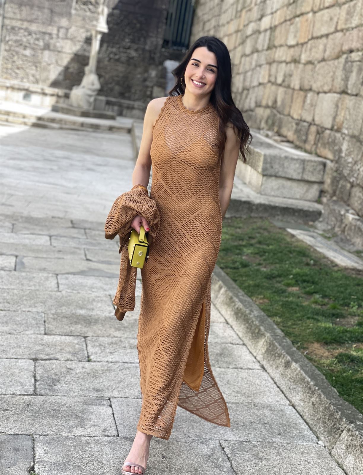 Vestido ARGGIDO 49500 punto crochet camel - Imagen 3