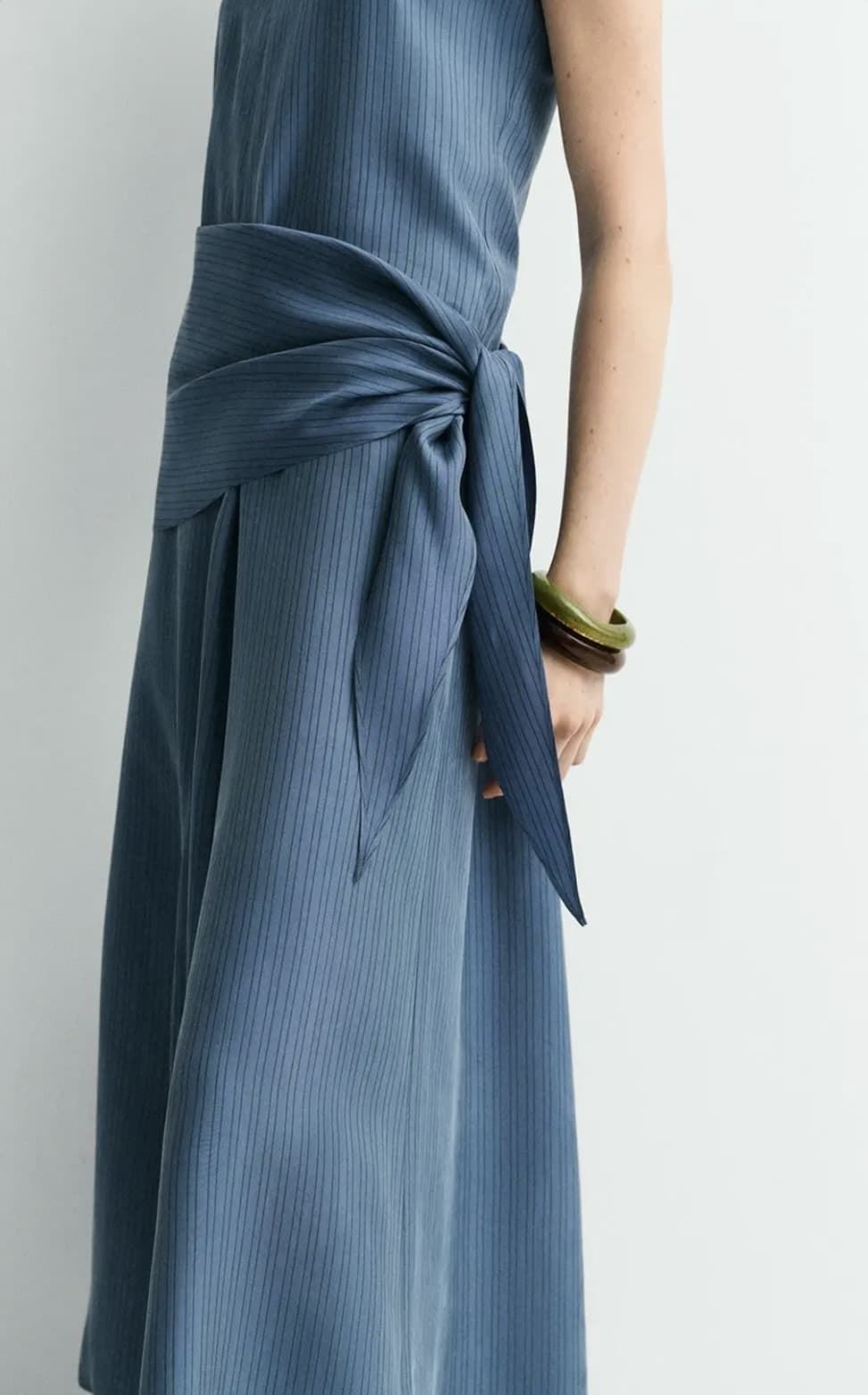 Vestido ese O ese ROCHELLE azul rayitas finitas. - Imagen 1