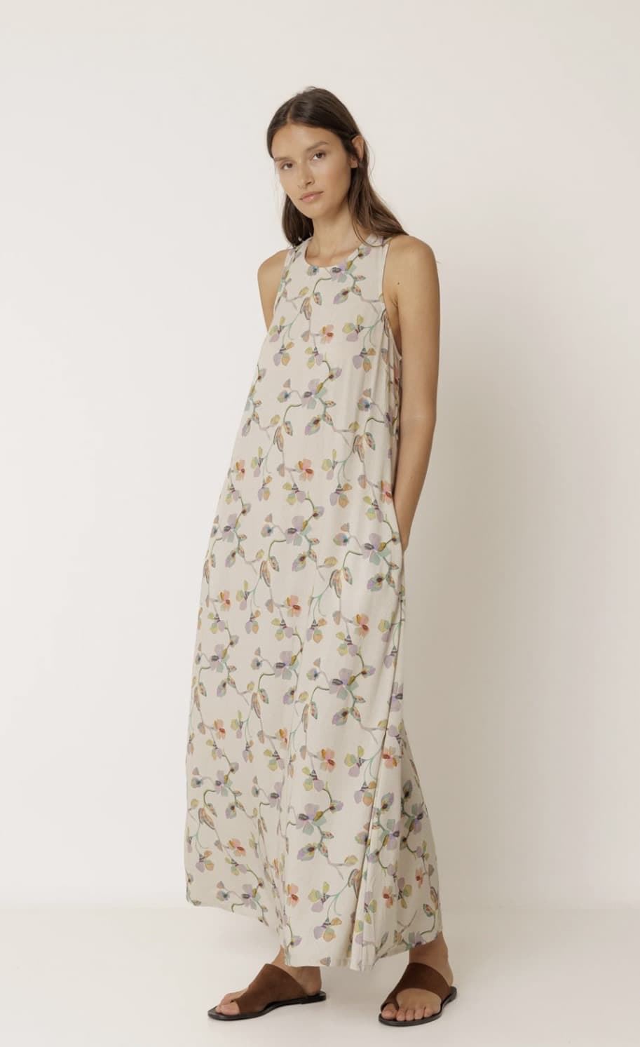 Vestido Indi & Cold  AD100 Espalda cruzada floral ecru crudo - Imagen 1