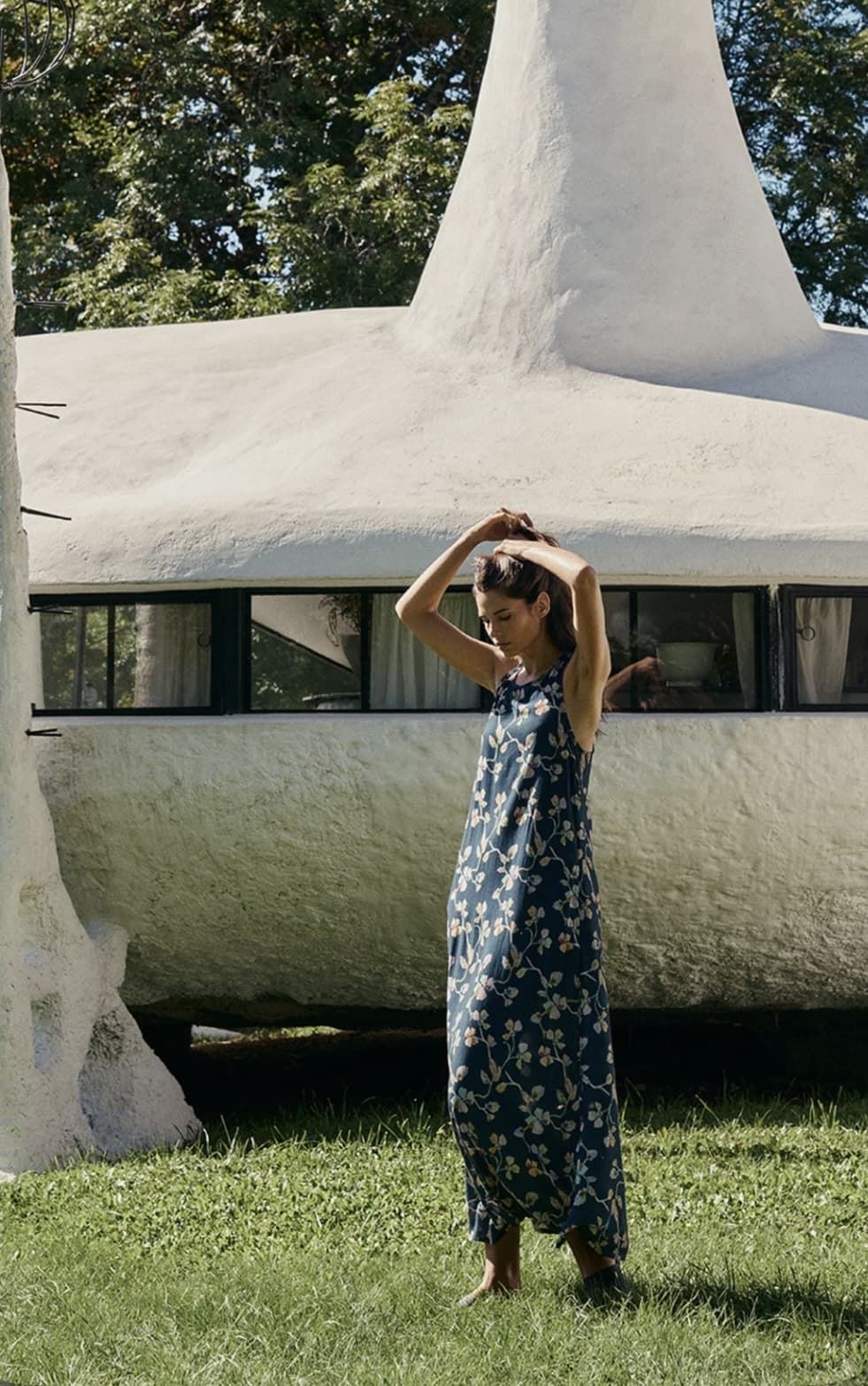 Vestido Indi & Cold  AD100 Espalda cruzada floral Navy marino - Imagen 4