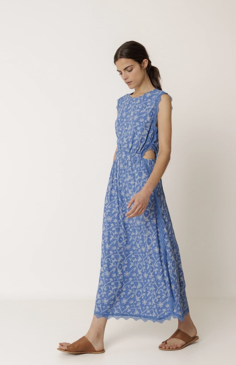 Vestido Indi & Cold   AD120 largo encaje azul británico - Imagen 1