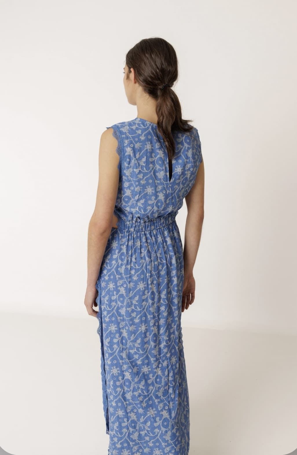 Vestido Indi & Cold   AD120 largo encaje azul británico - Imagen 2