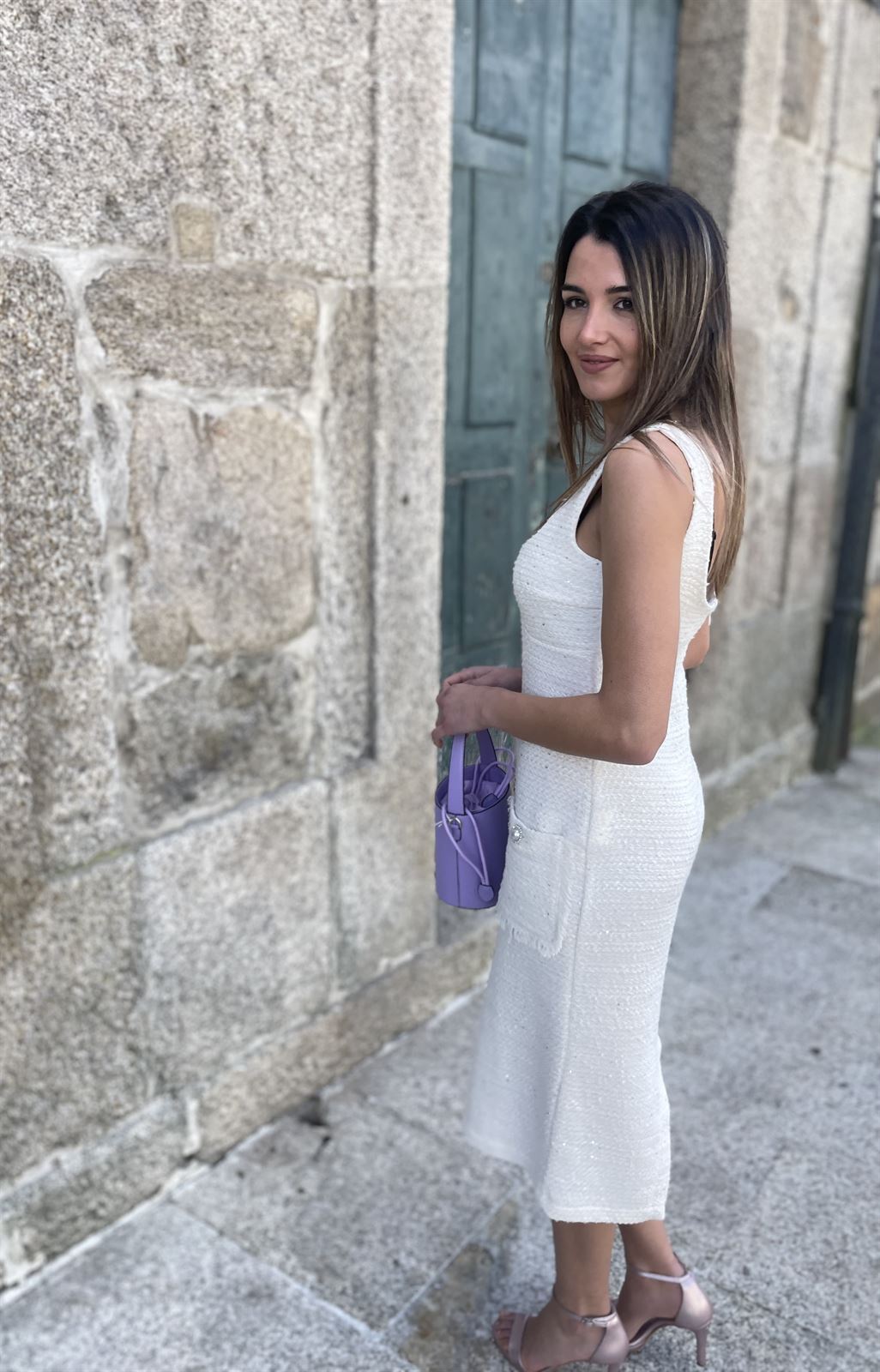 Vestido Rinascimento  bolsillos midi crudo - Imagen 4
