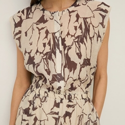Vestido Yerse 44842 gasa fluido estampado marrones y crudos - Imagen 1