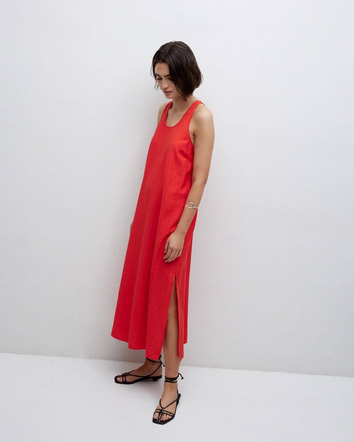 VESTIDO Yerse Ref. 42890LARGO SIN MANGAS CORAL - Imagen 2