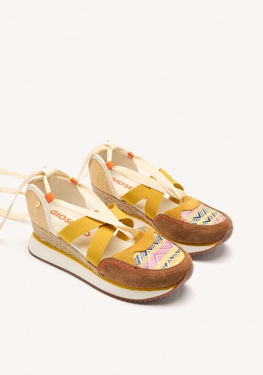 Zapatillas Gioseppo LITTLETON cintas rafia amarillas - Imagen 2