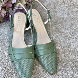 Zapato 14234 Dibia by Ezzio destalonado piel flexible verde - Imagen 1