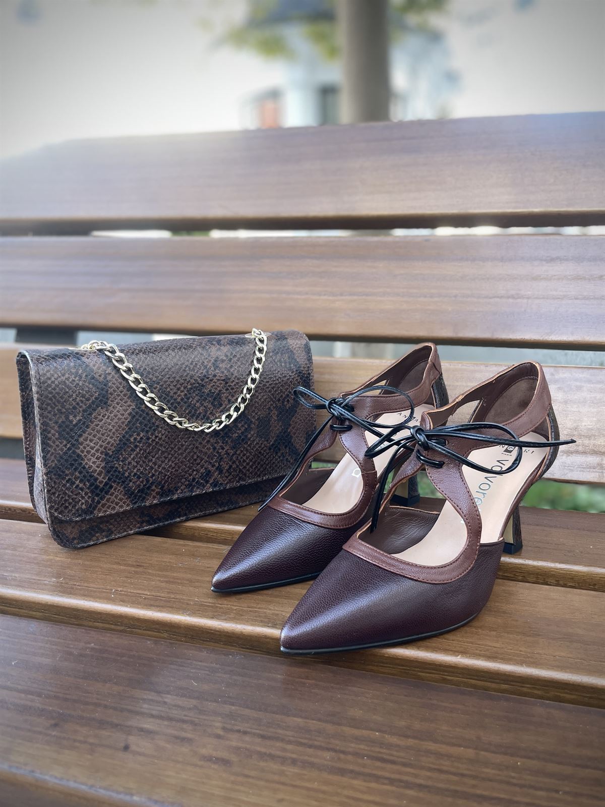 ZAPATO Angari de tacón 51061-AW25 cordón print chocolate - Imagen 1