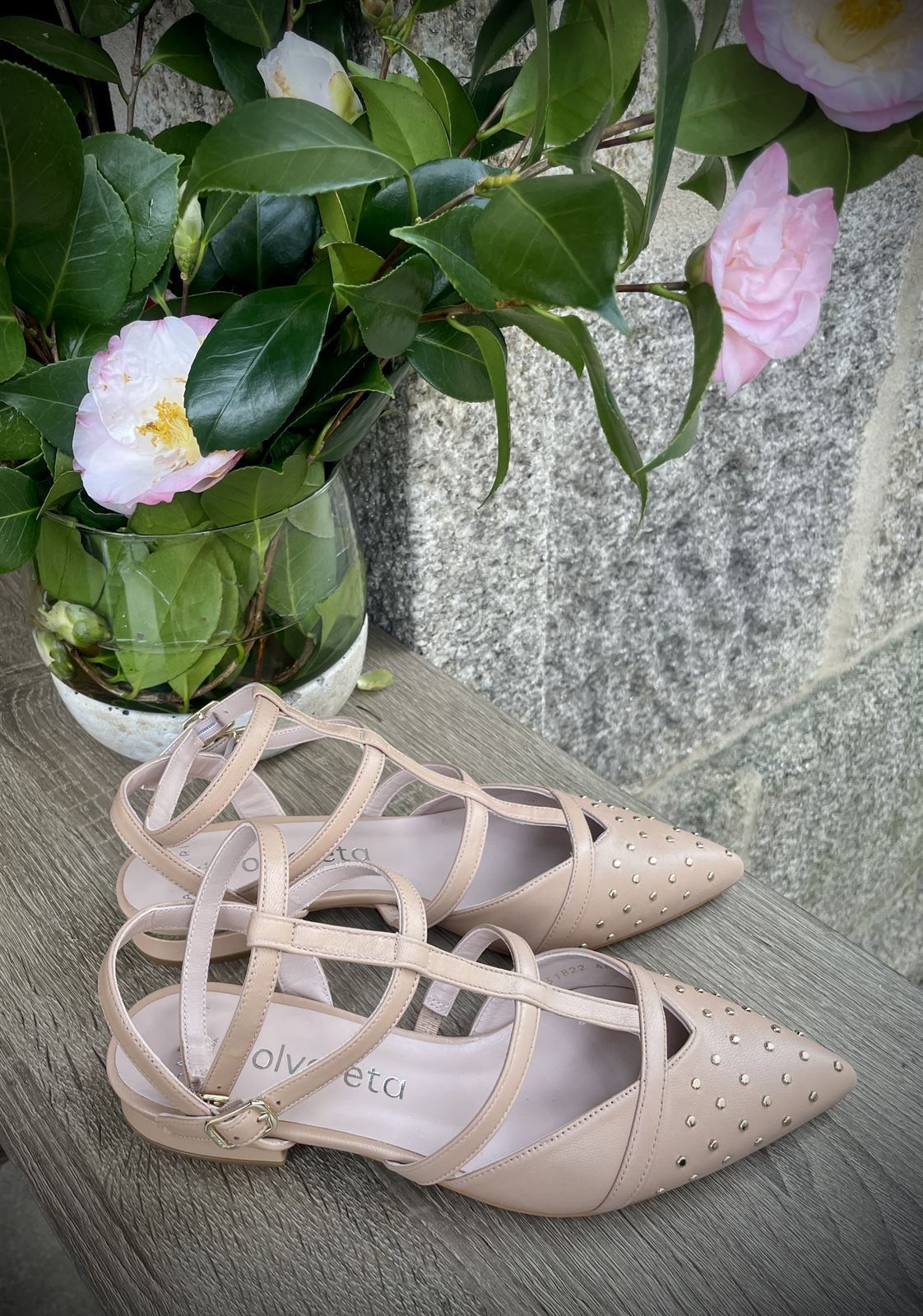 Zapato Angari MINI TACHAS nude - Imagen 2
