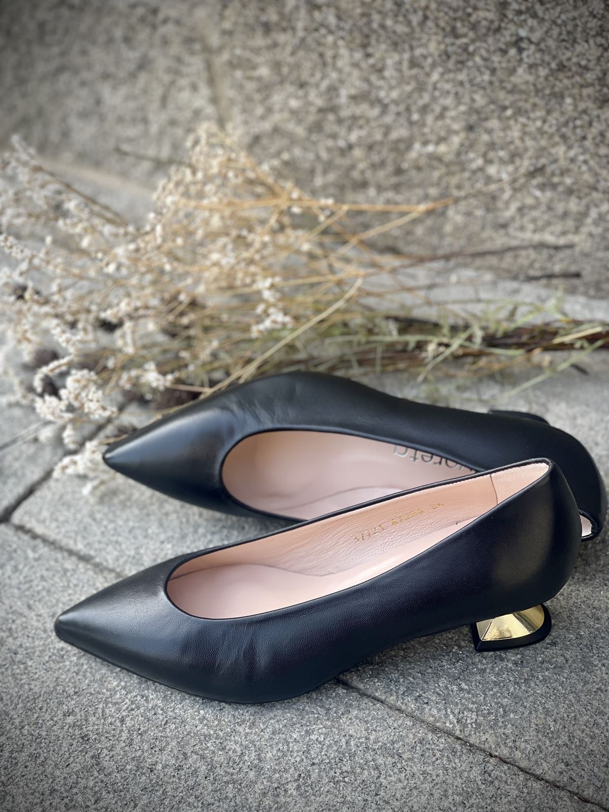 zapato Angari tacón medio/bajo NEGRO - Imagen 2