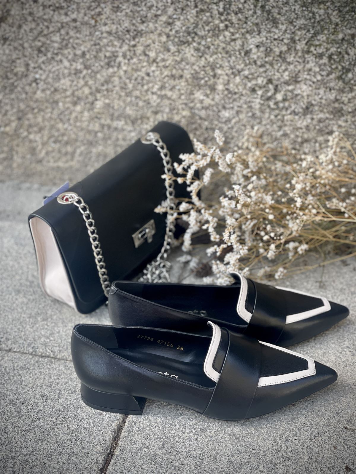 Zapato Angari vivo crudo piel negro - Imagen 4