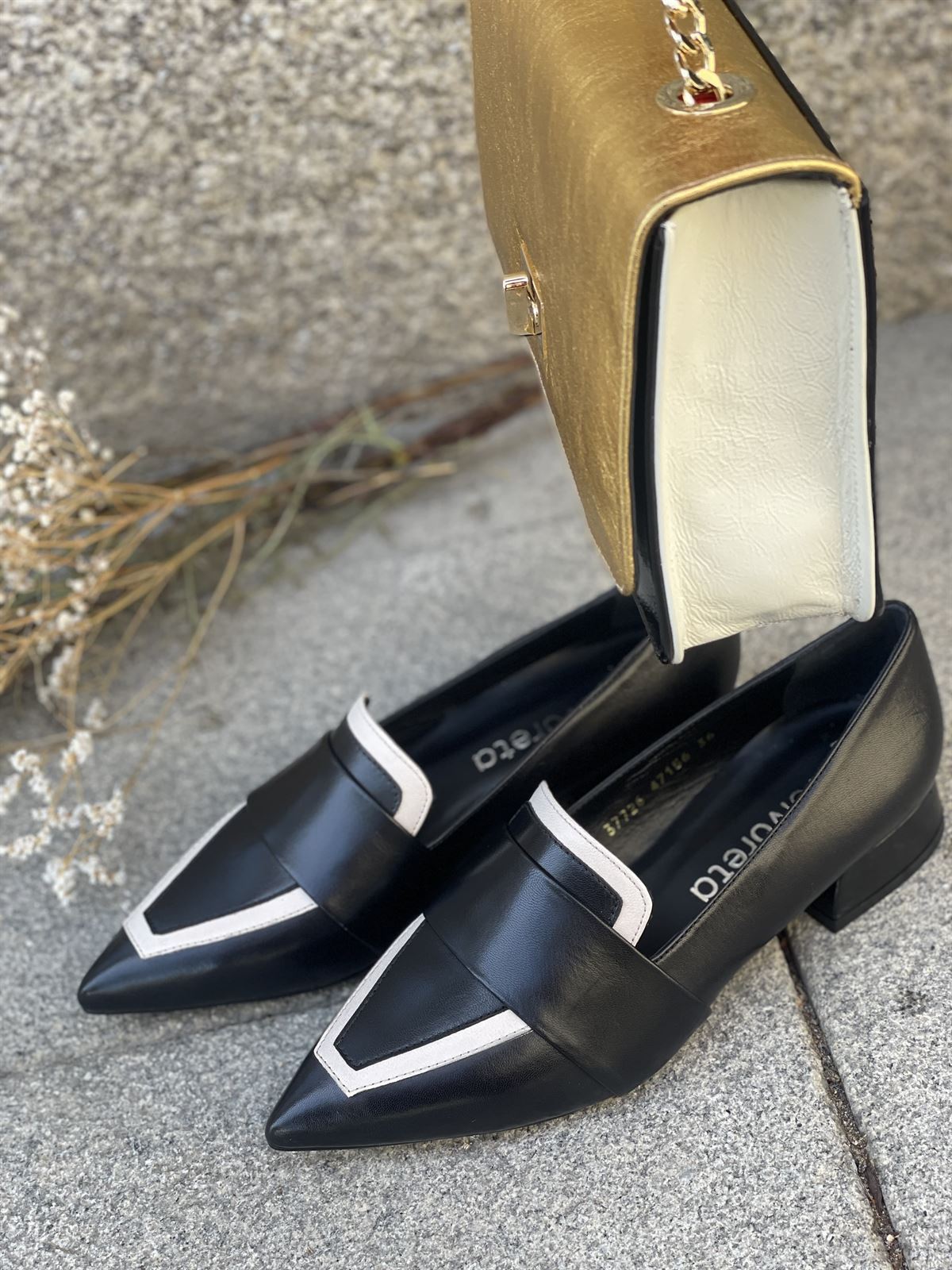 Zapato Angari vivo crudo piel negro - Imagen 5