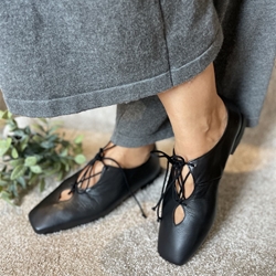 Zapato Candelitas cordón negro - Imagen 1