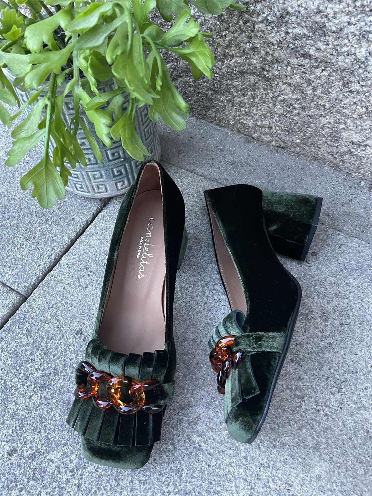 Zapato Candelitas terciopelo verde - Imagen 2