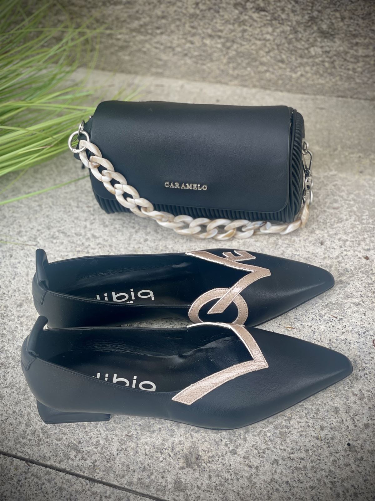 Zapato Dibia by Ezzio 55510 LOVE Negro - Imagen 4