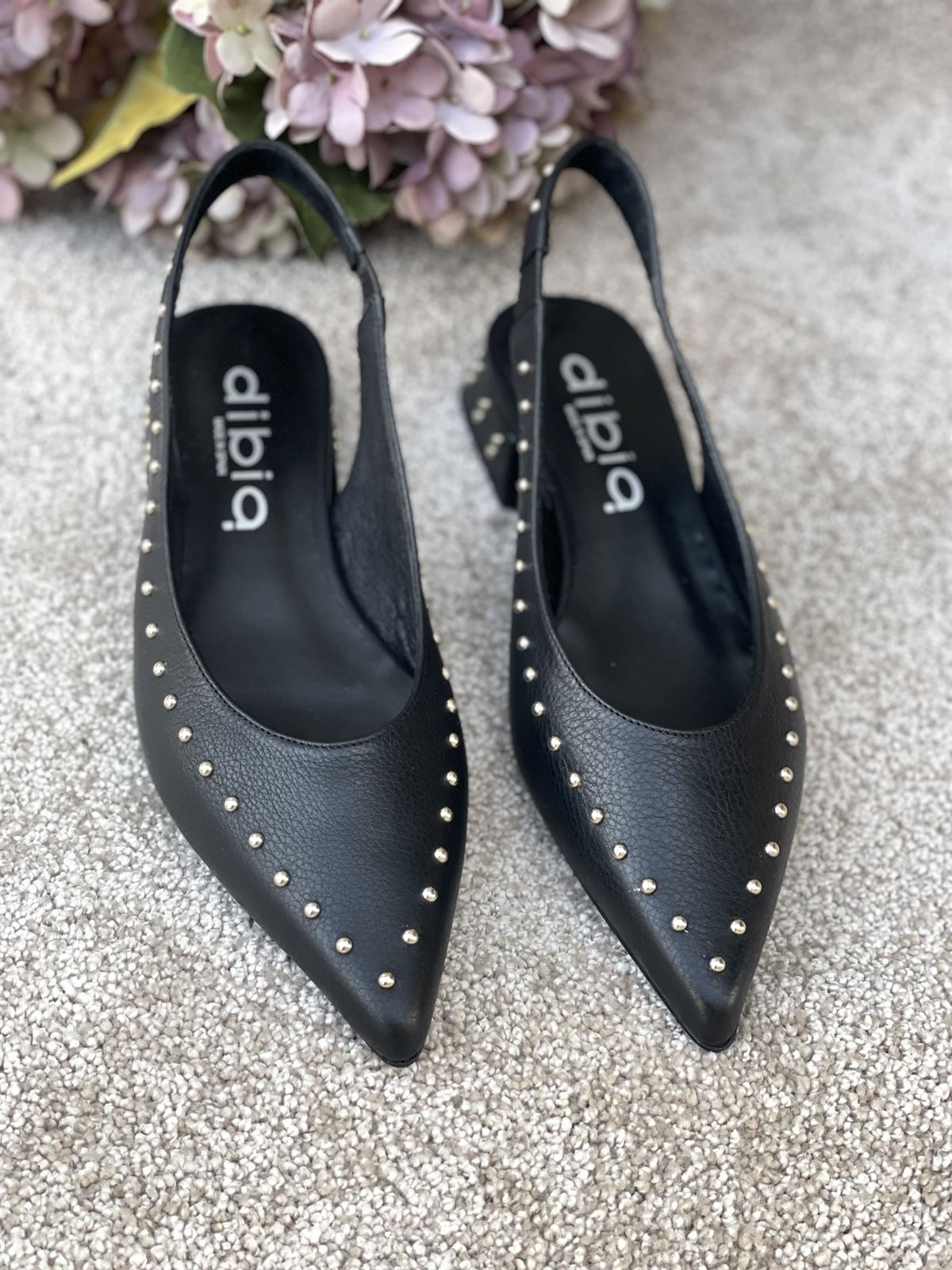 Zapato Dibia by Ezzio 56147 tachas piel napa negra - Imagen 4