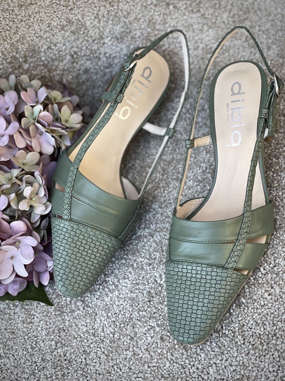 Zapato Dibia by Ezzio destalonado piel flexible verde - Imagen 3