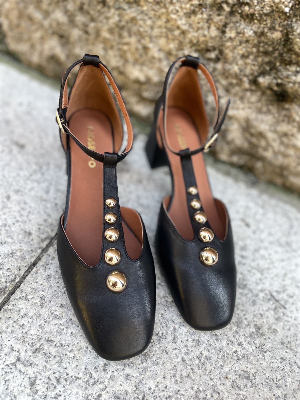 Zapato Gioseppo 80171 tacón cuadrado tachas negro - Imagen 4